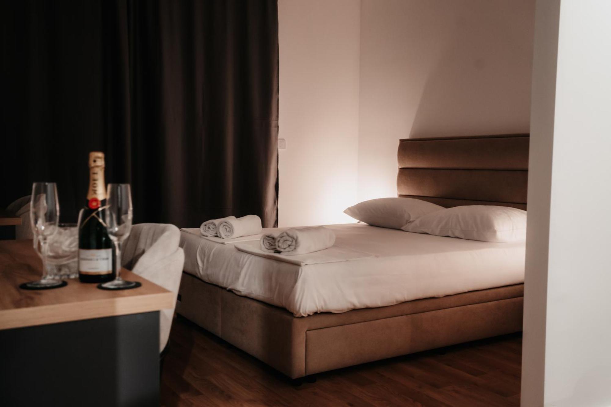 Apartamento Toro Hospitality Mostar Exterior foto